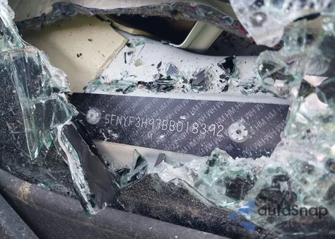 2011 Honda Pilot Touring from USA, damaged, VIN 5FNYF3H97BB018392